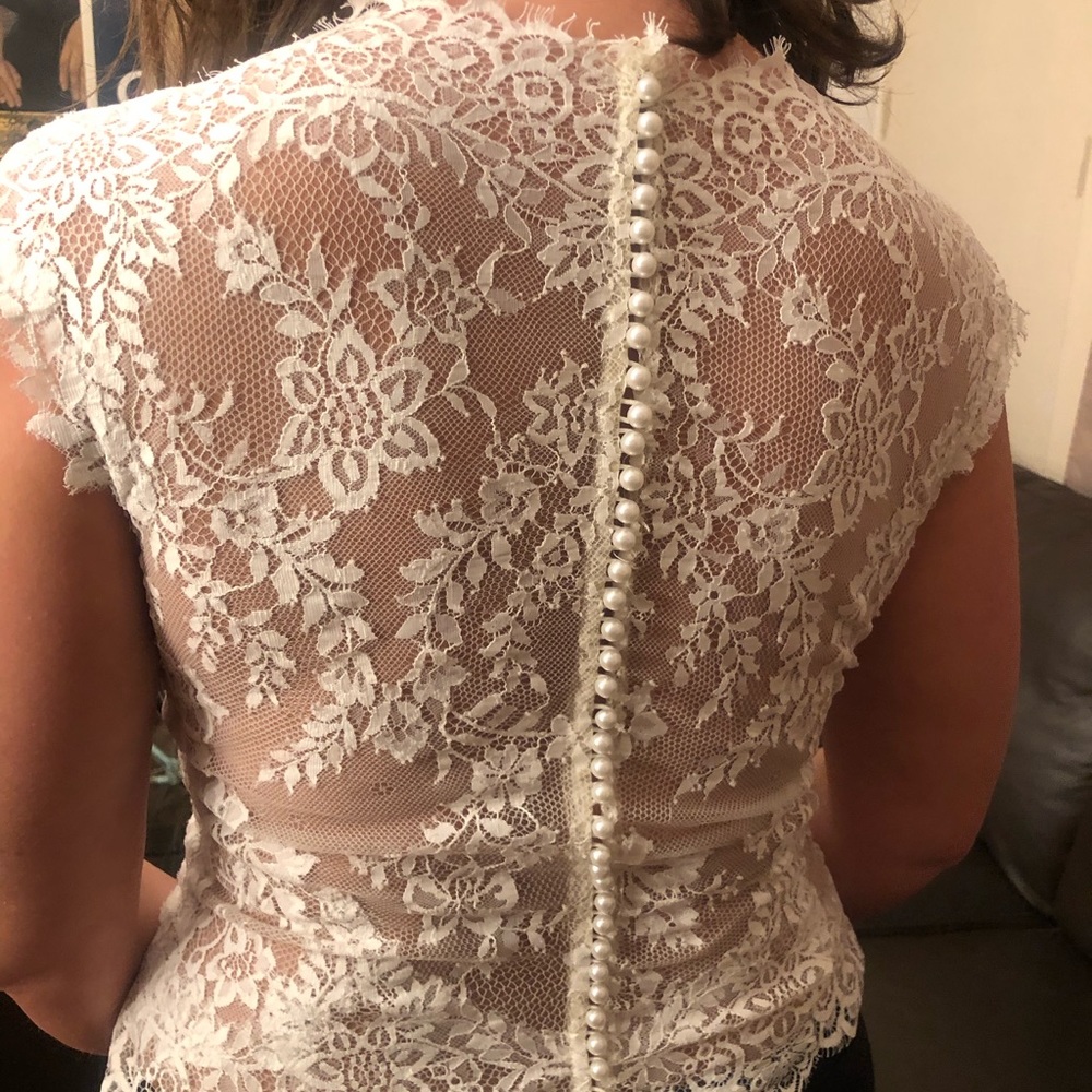 Beautiful Lace Top by Watters Brides 👰